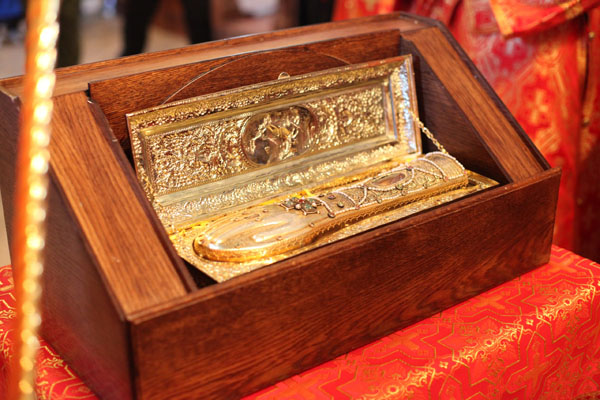 31-31 мая в Коломну прибыл ковчег с десницей великомученика Георгия Победоносца с Афона. Фоторепортаж